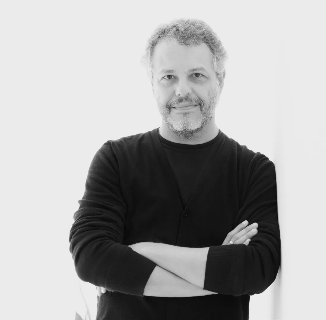 Carlos Fortes Luz | + Design